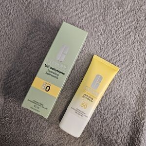 Clinique UV Solutions Hydrating SPF 50 Sealed/Brand New In Box